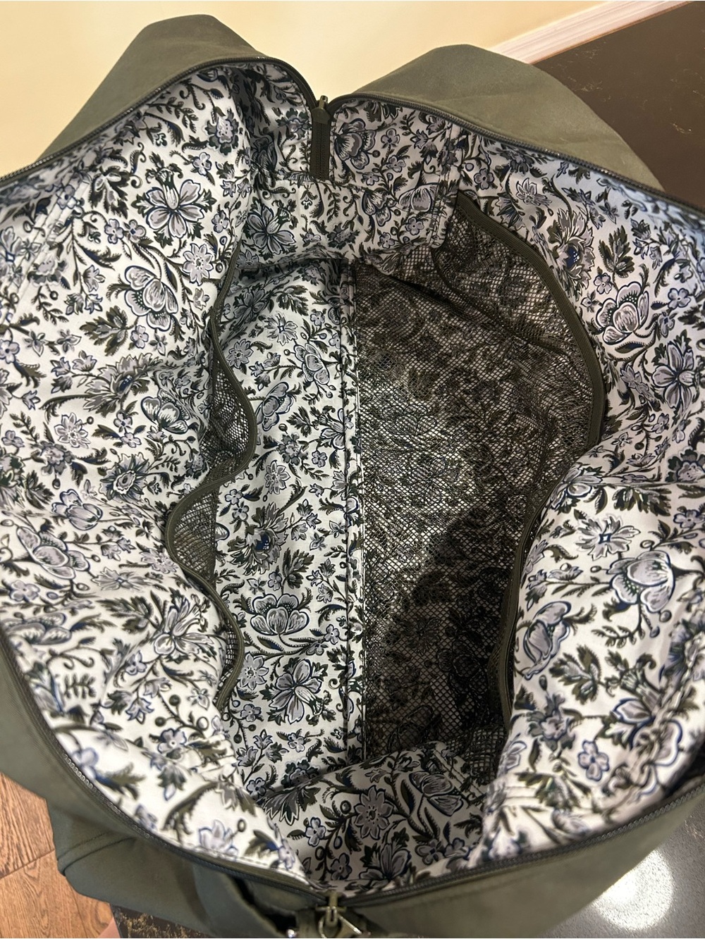 Vera Bradley Cotton Weekender Travel Duffel Bag - Picture 3 of 14